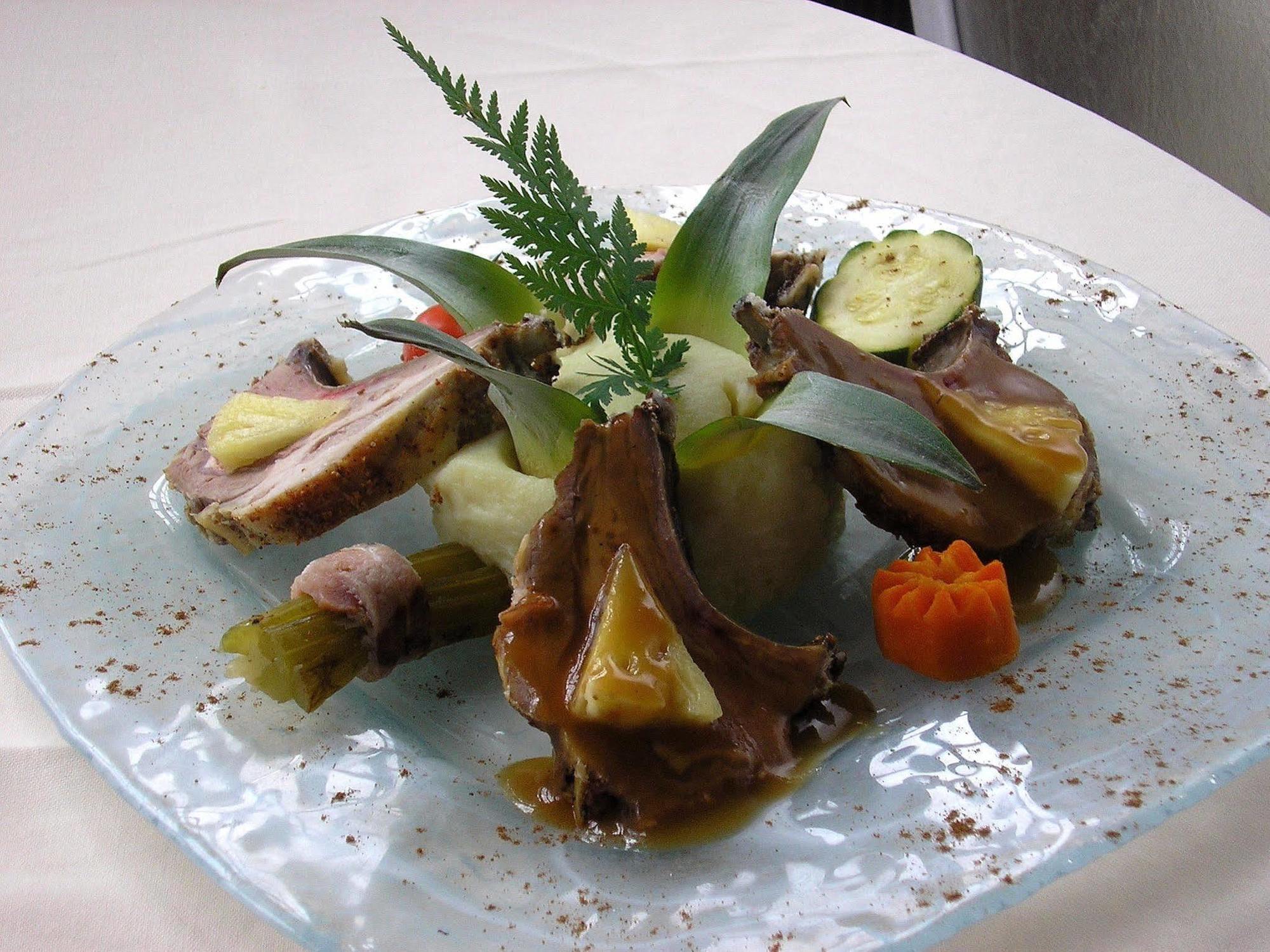 Relais Saint Louis, Logis Hotel Belleme Bagian luar foto